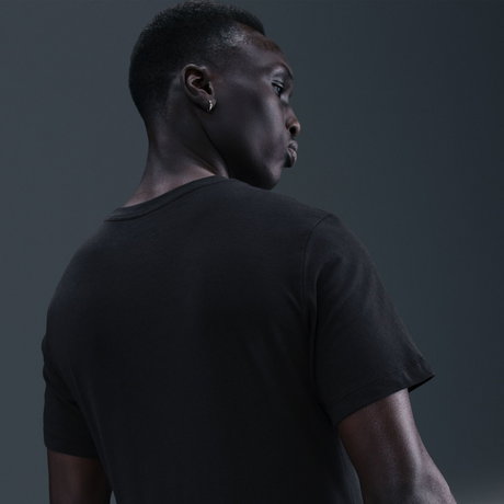 NIKE - Nike Sportswear Tee Futura Erkek Siyah Tişört (1)