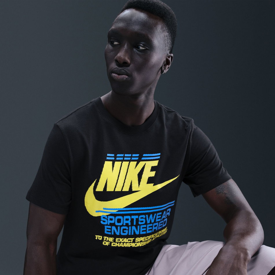 Nike Sportswear Tee Futura Erkek Siyah Tişört