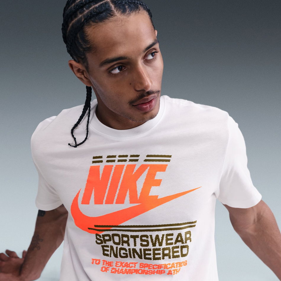 Nike Sportswear Tee Futura Erkek Tişört