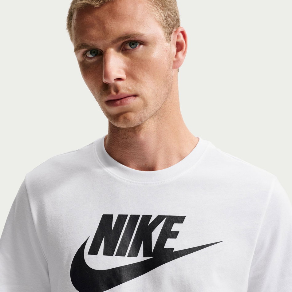 NSW Tee Icon Futura Erkek Tişört
