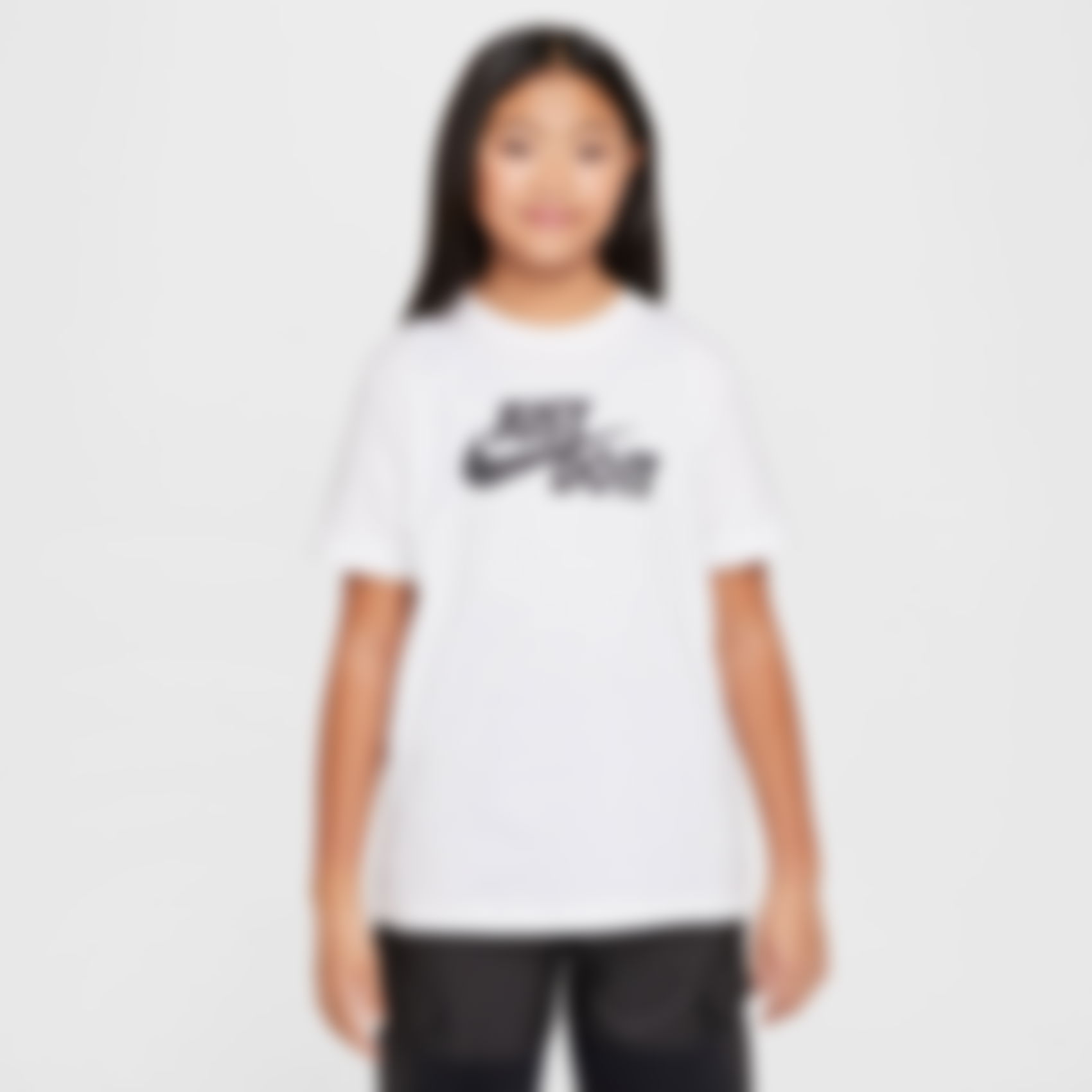 NIKE - Nike Sportswear Tee JDI Çocuk Beyaz Tişört