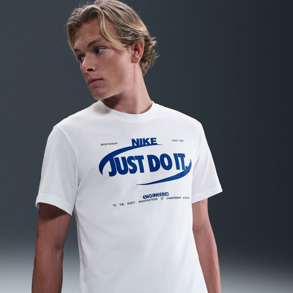 Nike Sportswear Tee Jdi Erkek Beyaz Tişört