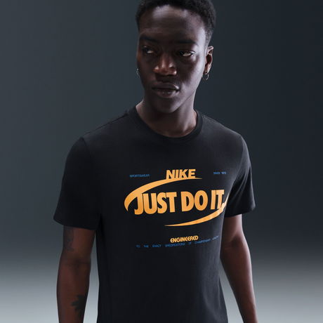 NIKE - Nike Sportswear Tee Jdi Erkek Siyah Tişört