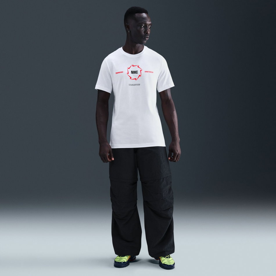 Nike Sportswear Tee Swoosh Erkek Beyaz Tişört