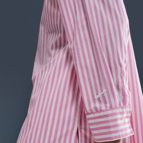 NIKE - Stripe Poplin Button-Up Kadın Pembe Gömlek (1)