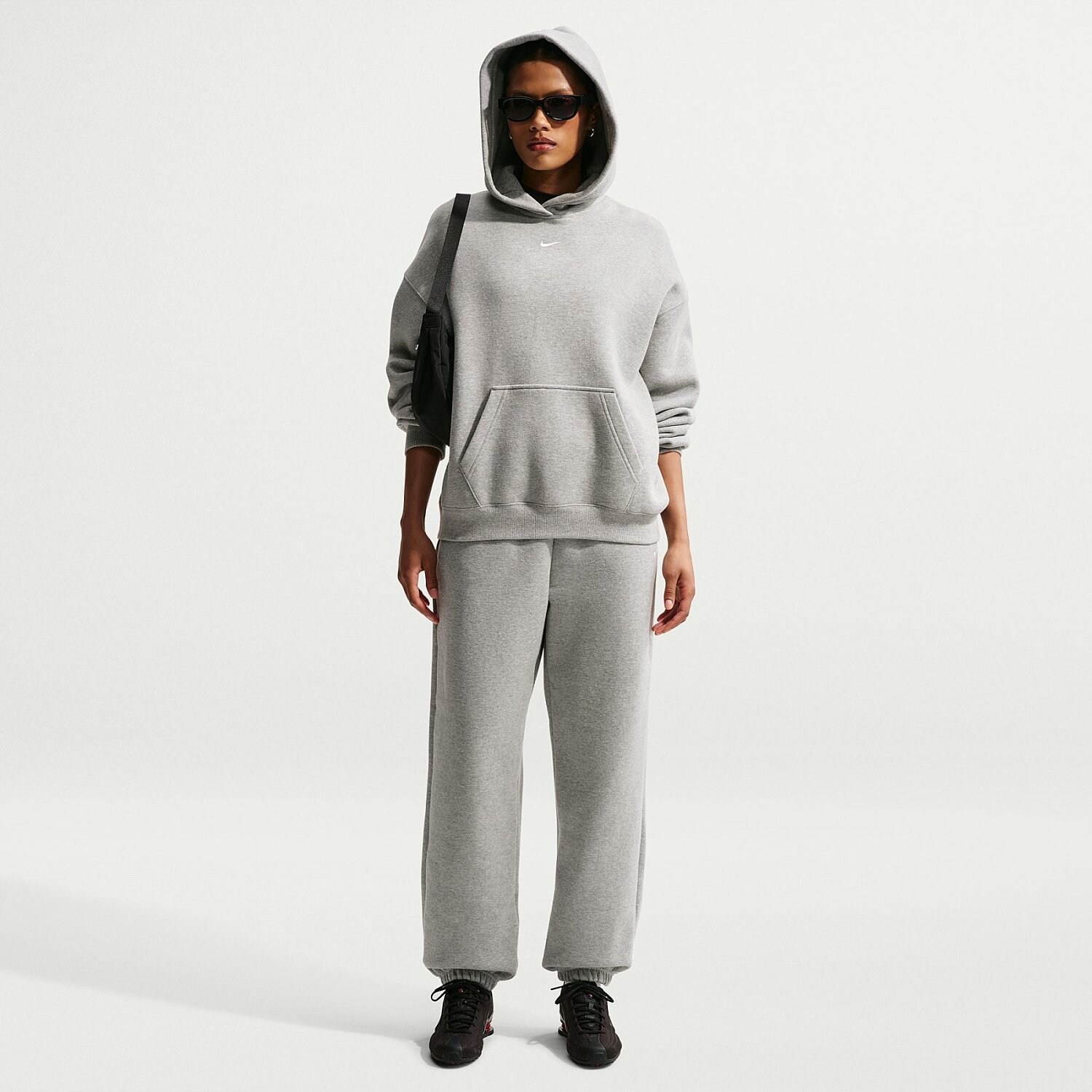 Женские спортивные штаны Nike Studio Fleece Medium Weight Hr Oversized Cuffed Pant