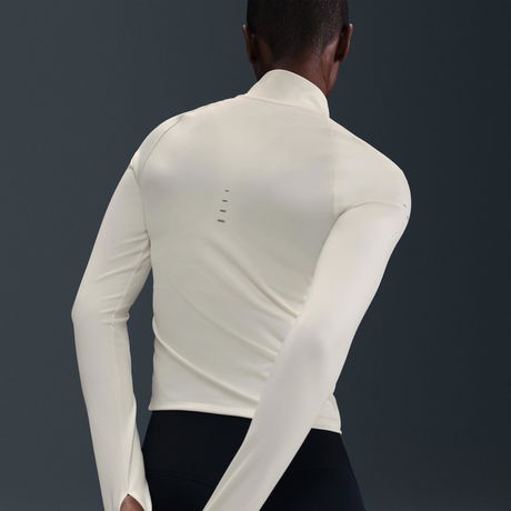NIKE - Swift Dri-FIT FZ Midlayer Kadın Sweatshirt (1)