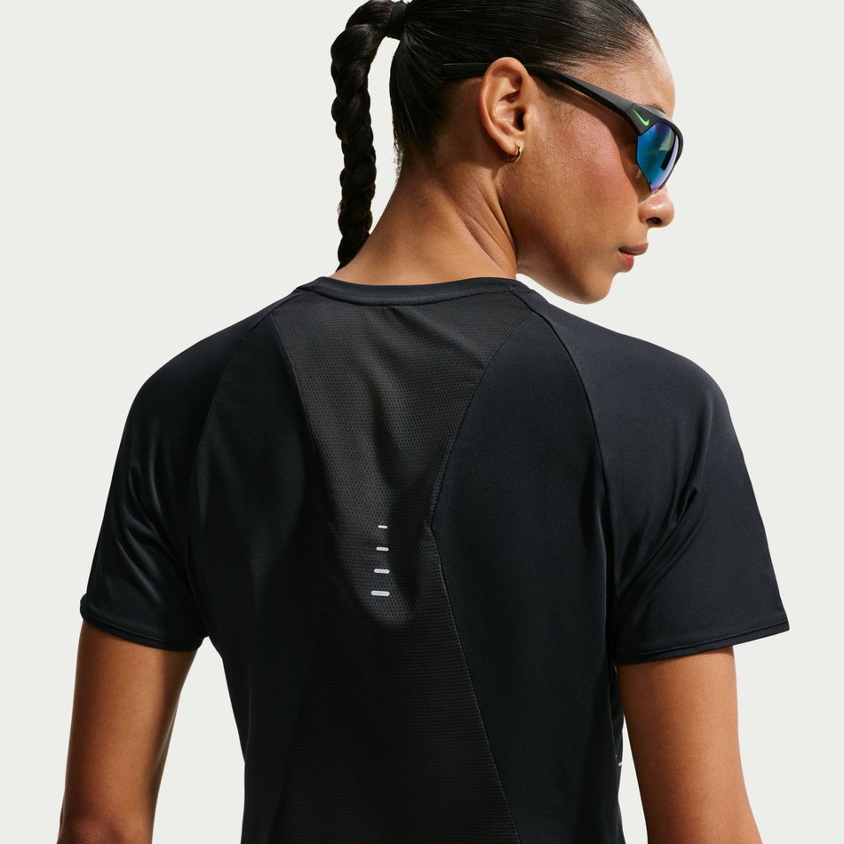 Swift Dri-FIT Ss Top Kadın Siyah Tişört