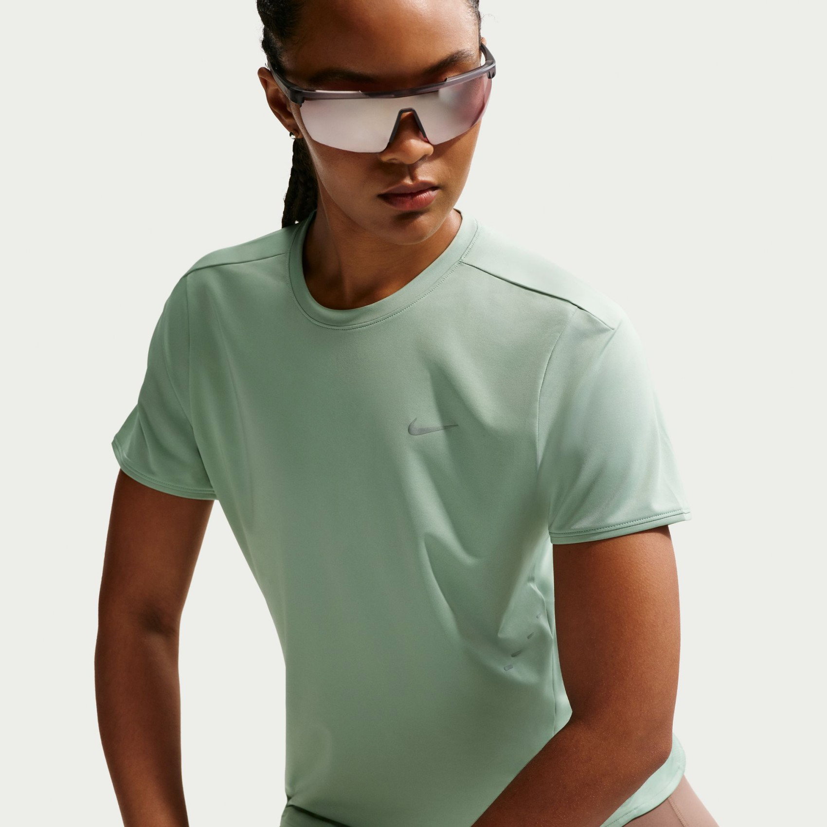NIKE - Swift Dri-FIT Ss Top Kadın Tişört