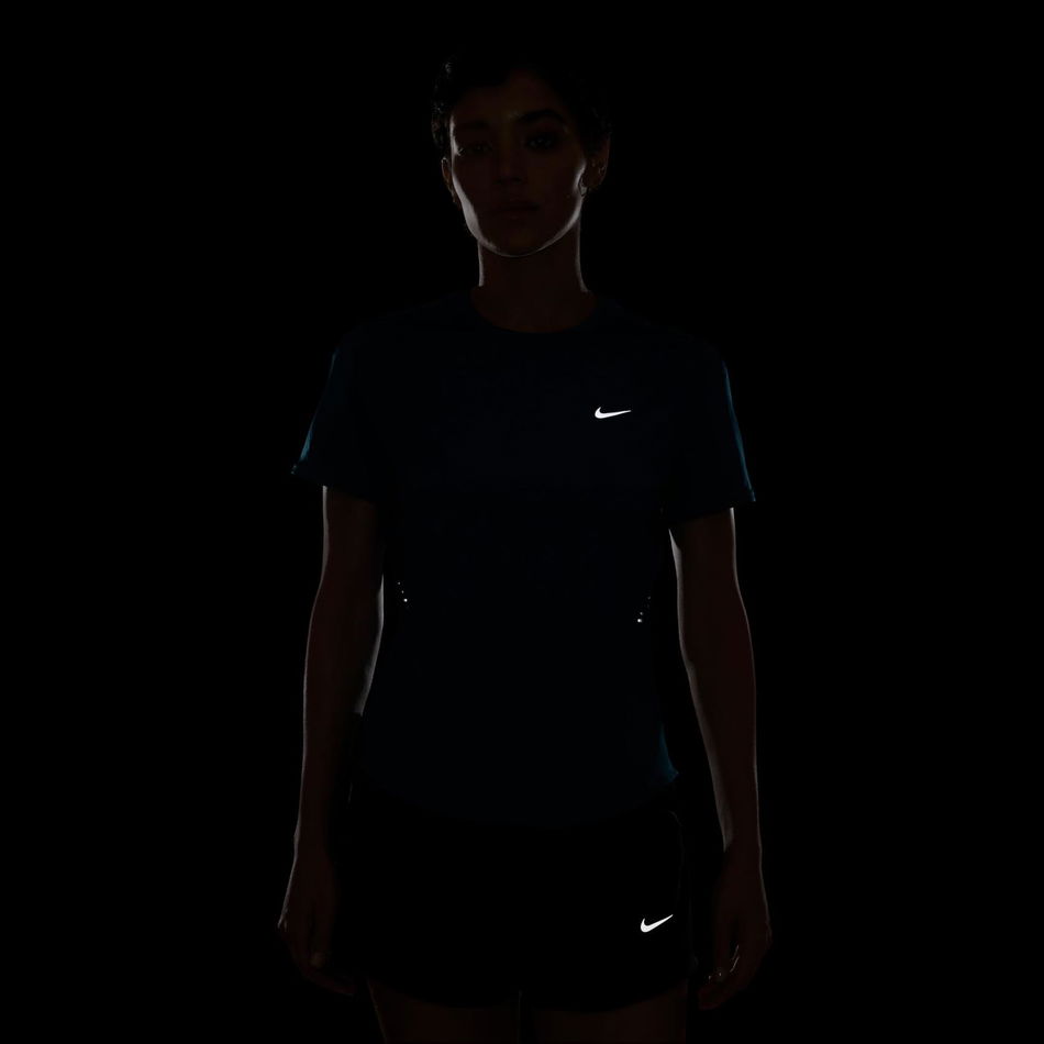 Swift Dri-FIT SS Top Kadın Tişört