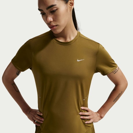 NIKE - Swift Dri-FIT Ss Top Kadın Tişört (1)