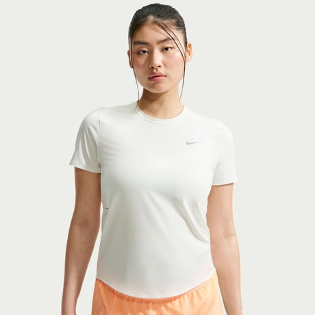 NIKE - Swift Dri-FIT Top Ss Kadın Tişört