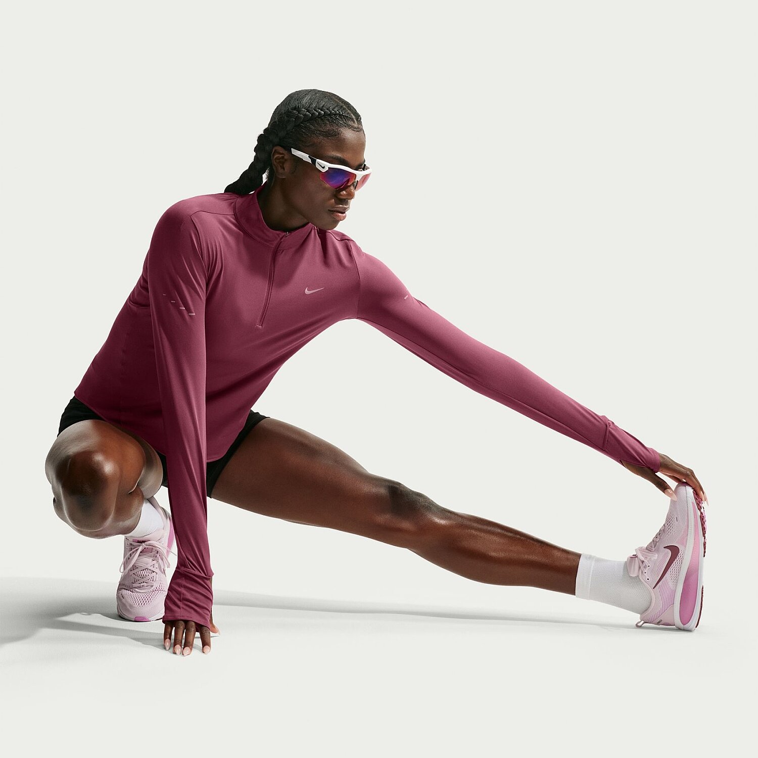 Женский свитшот Nike Swift Dri-FIT UV Hz Top