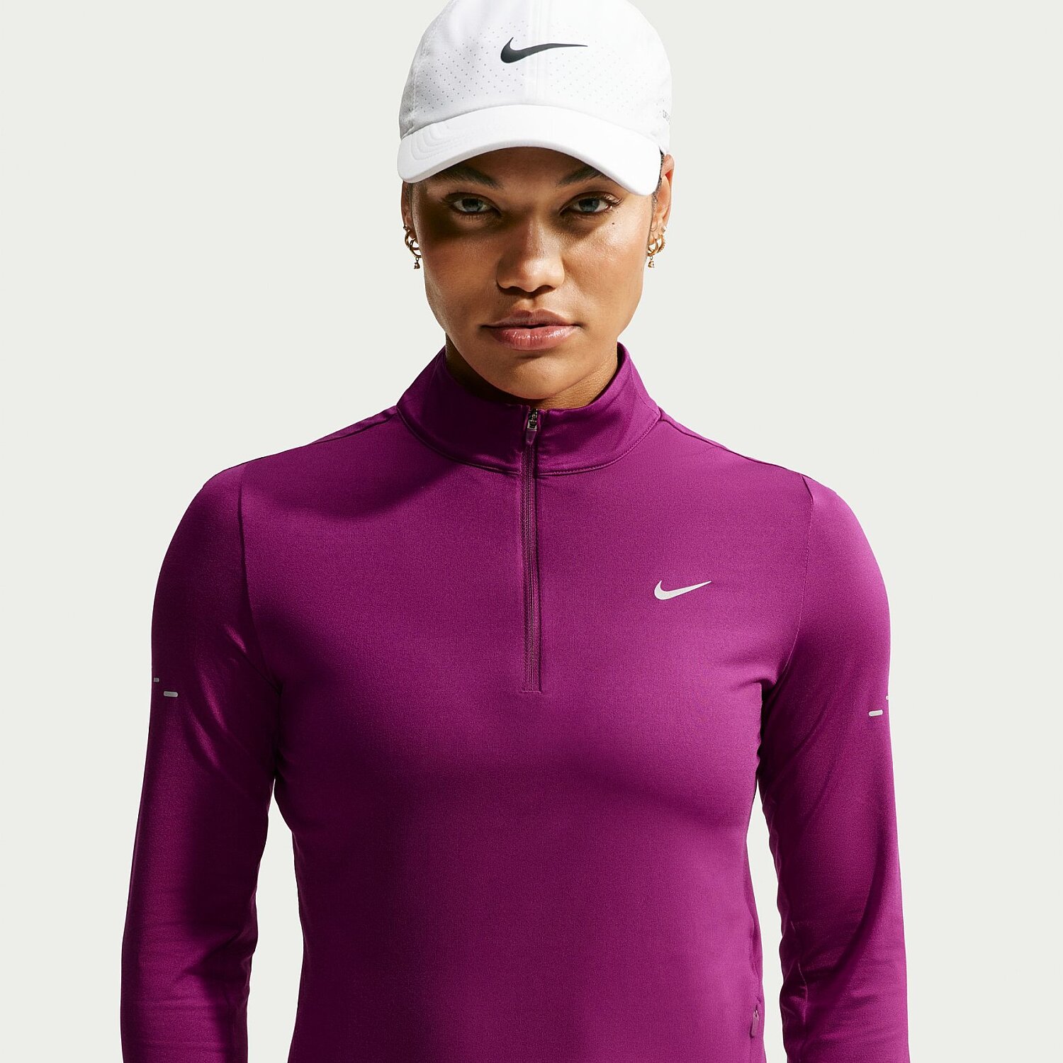 Женский свитшот Nike Swift Dri-FIT Uv Hz Top
