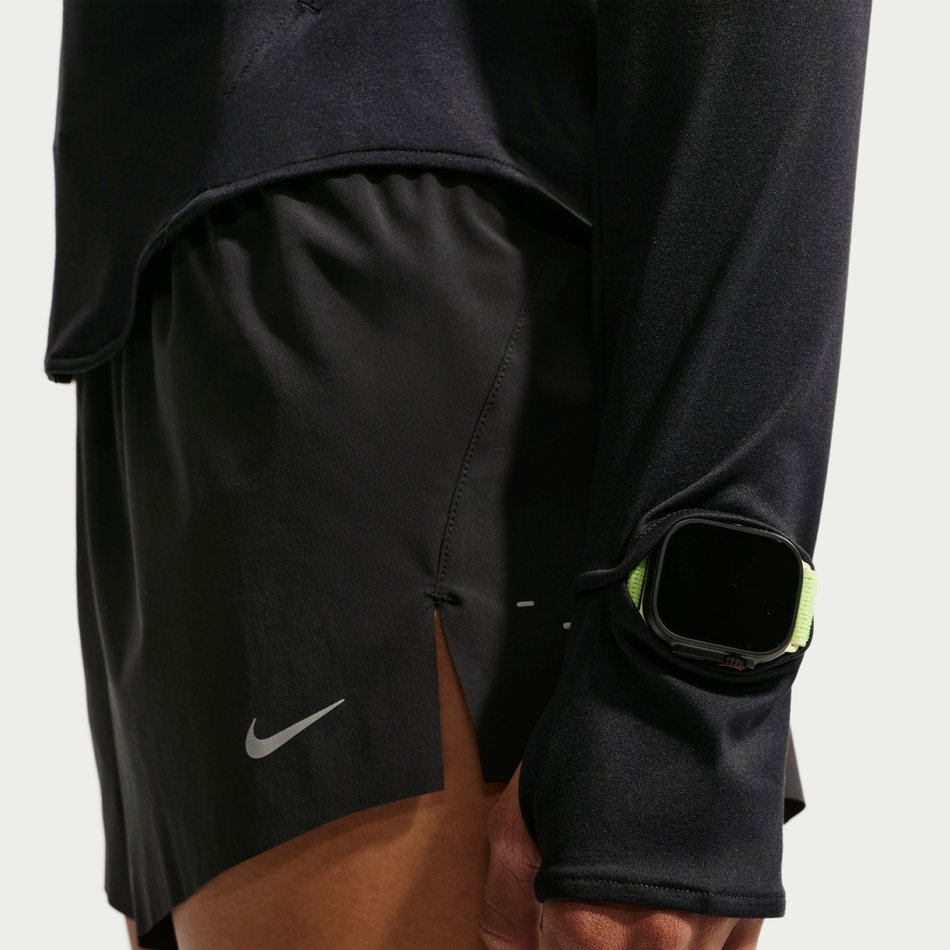 Swift Dri-FIT UV LS Crew Kadın Siyah Sweatshirt