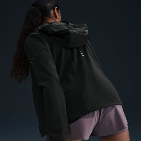 NIKE - Swift Repel Packable Jacket Kadın Ceket (1)