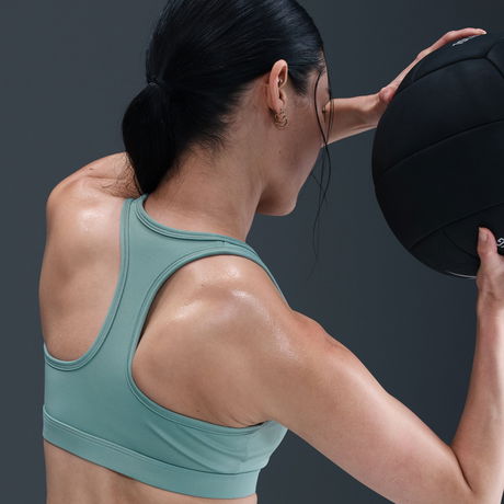 NIKE - Swoosh Medium Support Bra Kadın Sporcu Sütyeni (1)