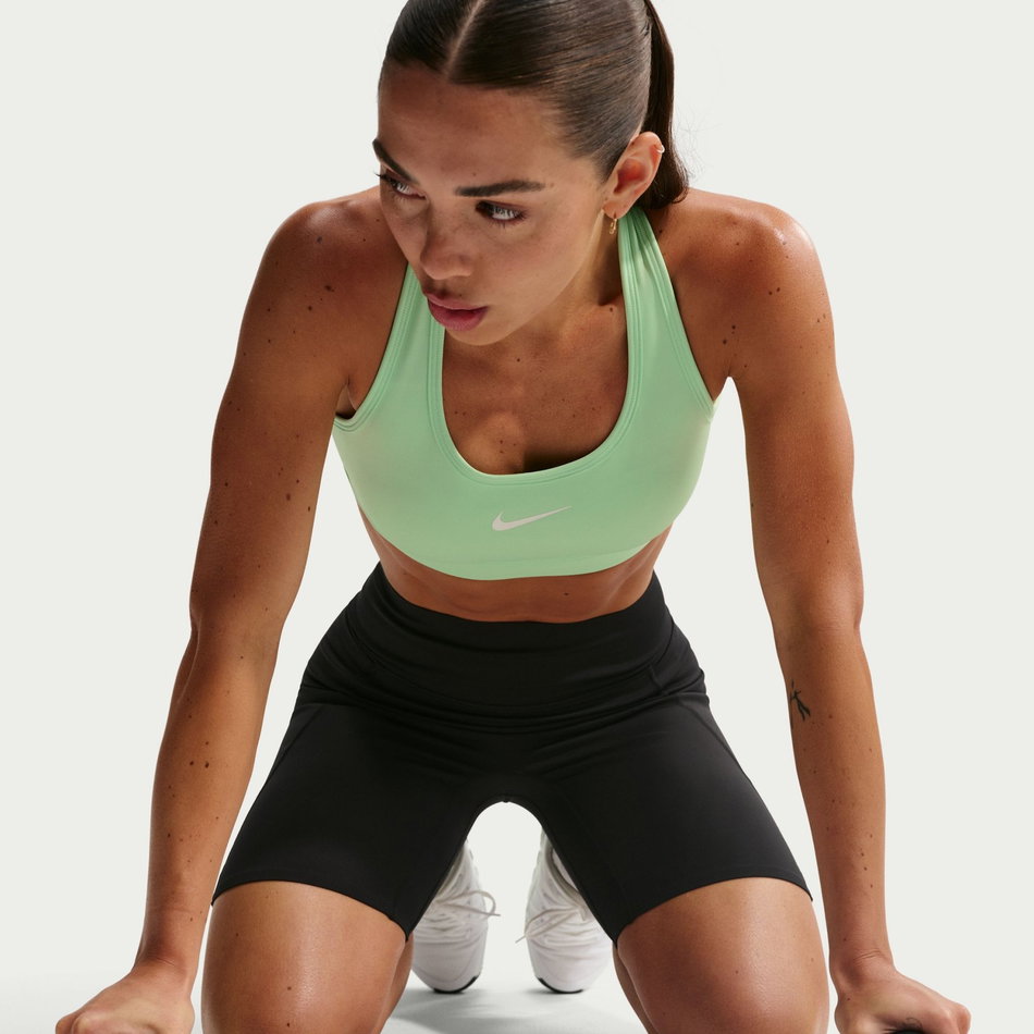 Swoosh Orta Destekli Bra Kadın Yeşil Sporcu Sütyeni