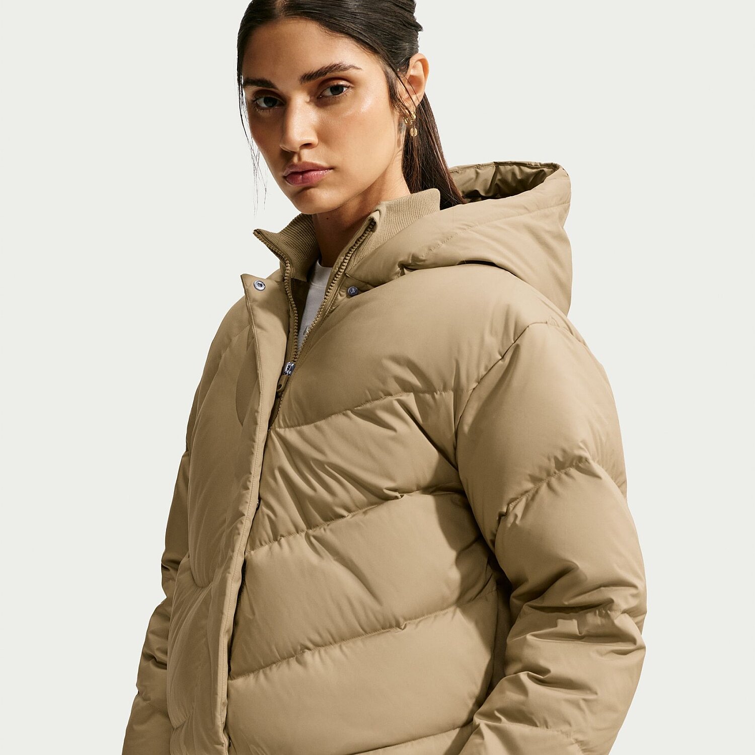 Женская куртка Nike Swoosh Series Storm-FIT Max Kahverengi