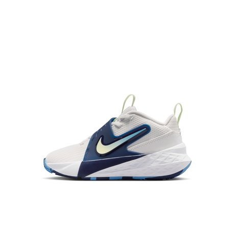 NIKE - Team Hustle D 12 Ps Çocuk Beyaz Basketbol Ayakkabısı