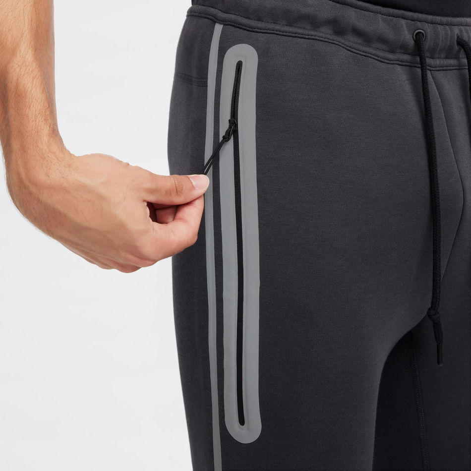 Tech Essential TF+ Jogger Erkek Eşofman Altı