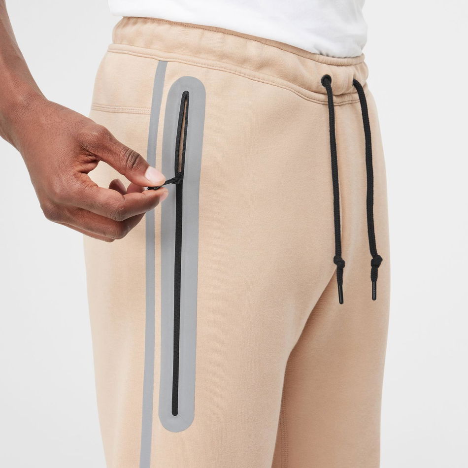 Tech Essential TF+ Jogger Erkek Eşofman Altı