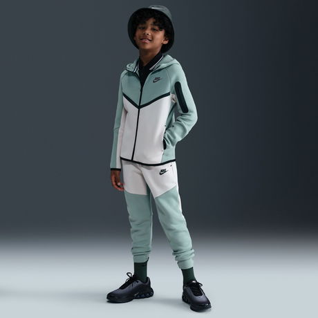 NIKE - Tech Fleece FZ Çocuk Sweatshirt