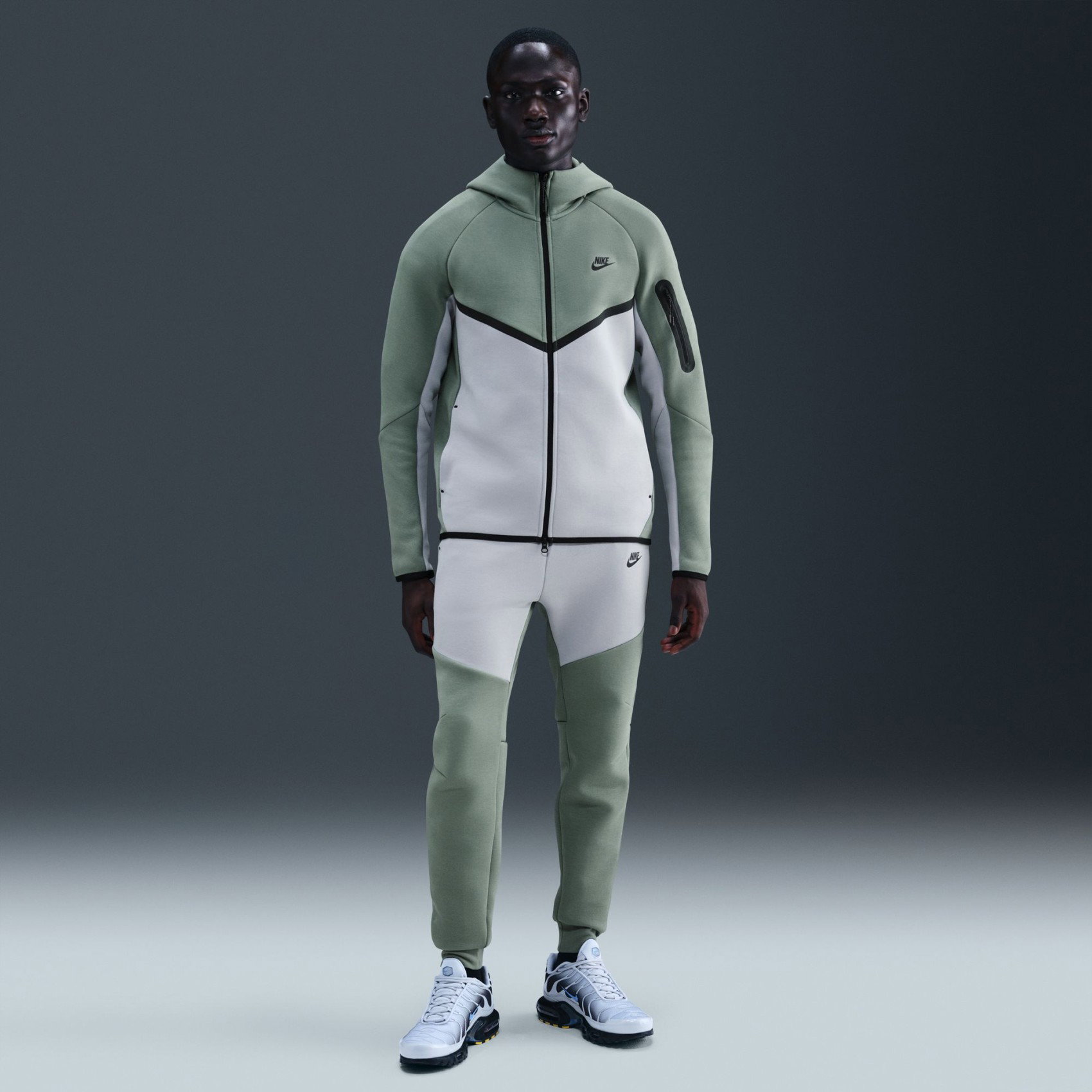 Nike Tech Fleece FZ Windrunner Hoodie Erkek Yeşil Sweatshirt