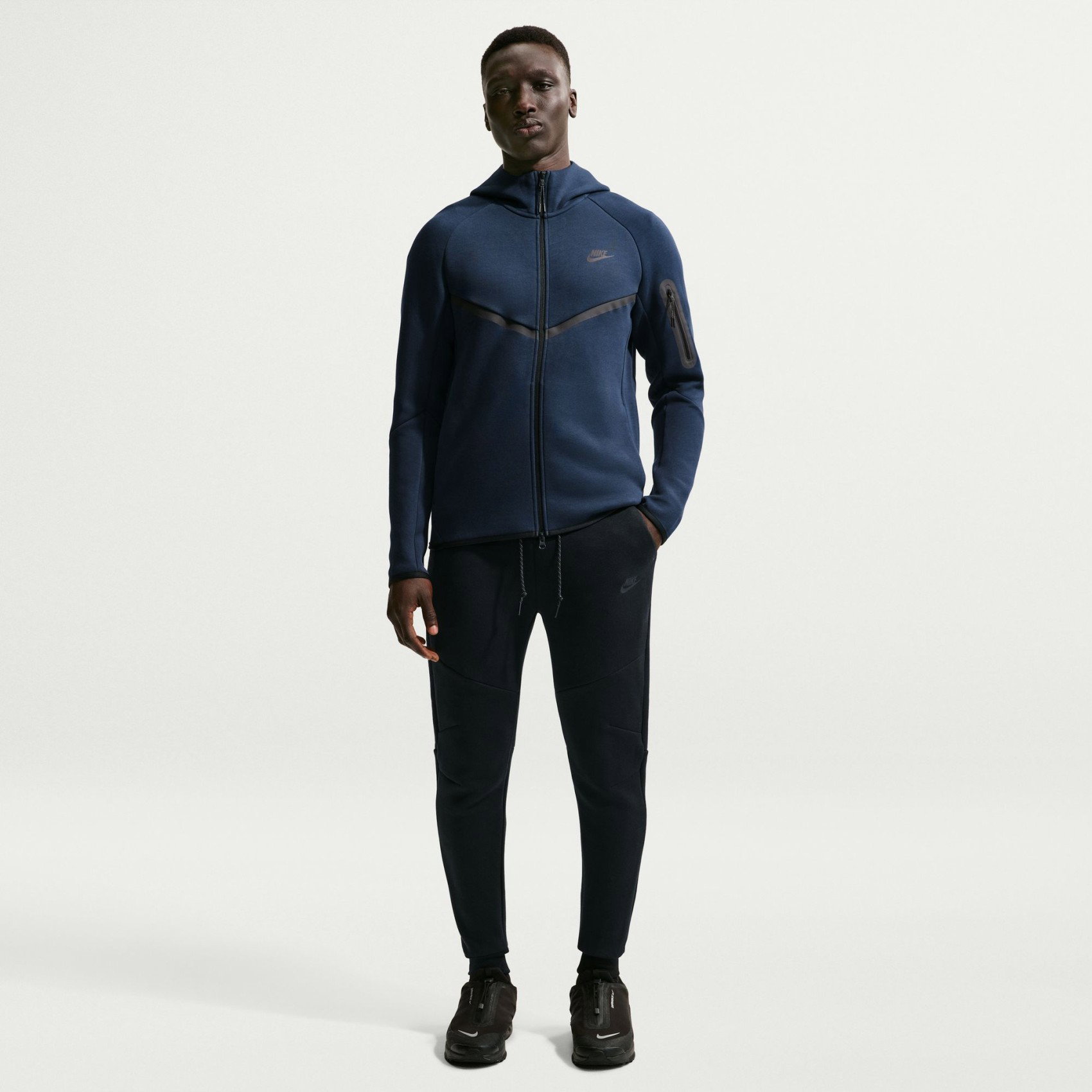 NIKE - Tech Fleece Jogger Erkek Eşofman Altı