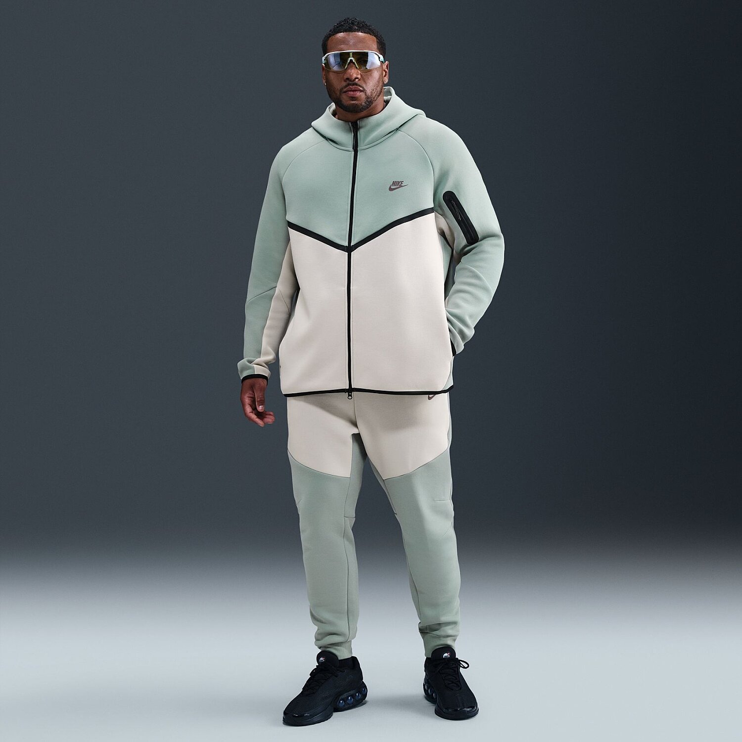 Мужские спортивные штаны Nike Tech Fleece Jogger