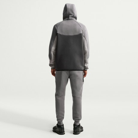 NIKE - Tech Fleece Jogger Erkek Gri Eşofman Altı (1)