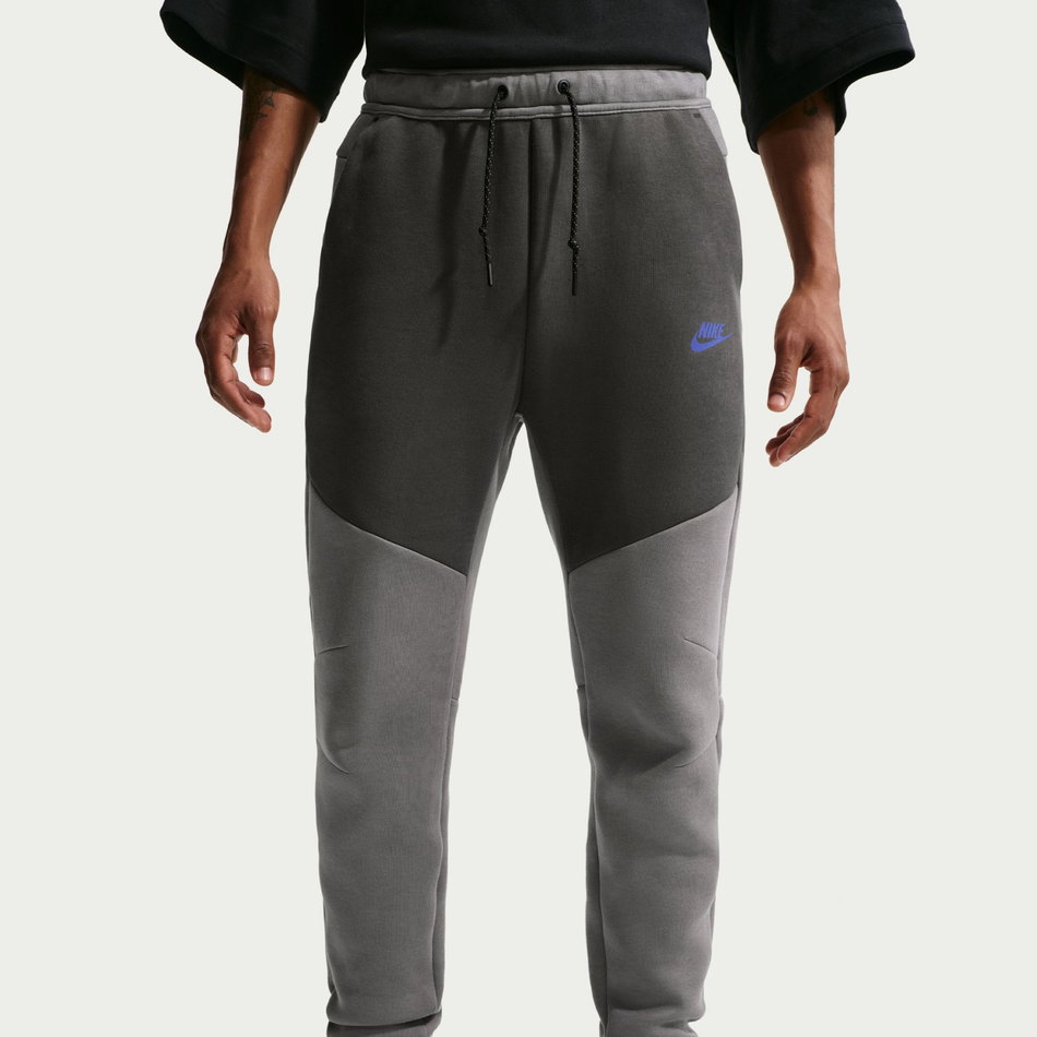 Tech Fleece Jogger Erkek Gri Eşofman Altı