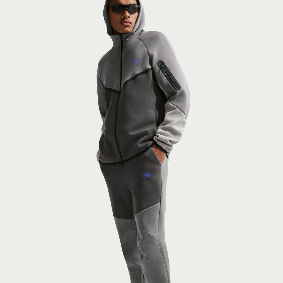 Tech Fleece Jogger Erkek Gri Eşofman Altı