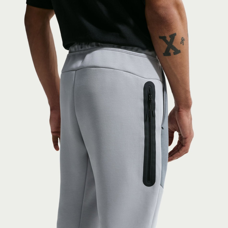 Tech Fleece Jogger Erkek Gri Eşofman Altı