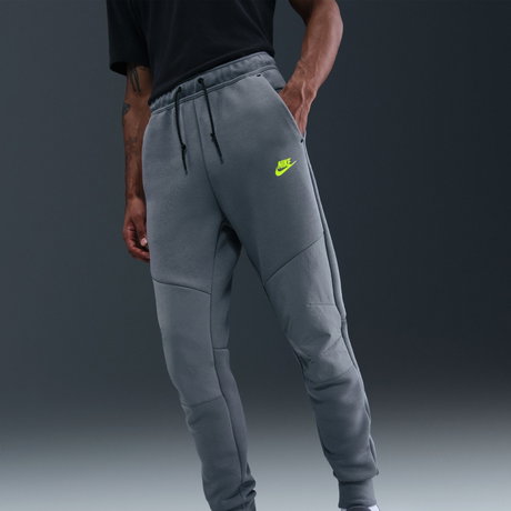 NIKE - Tech Fleece Jogger Erkek Gri Eşofman Altı