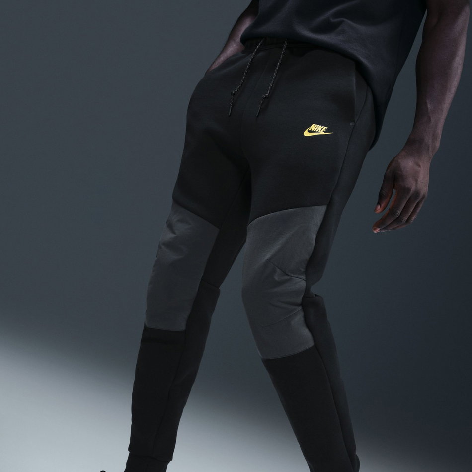 Tech Fleece Jogger Erkek Siyah Eşofman Altı