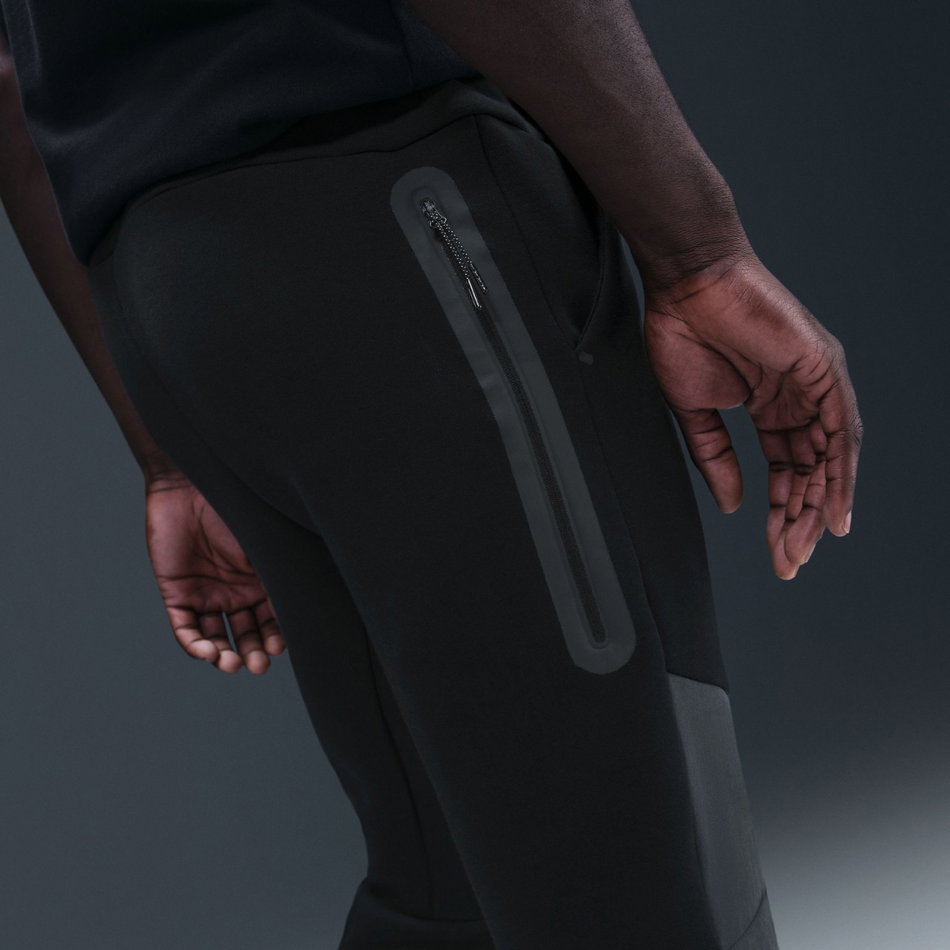 Tech Fleece Jogger Erkek Siyah Eşofman Altı