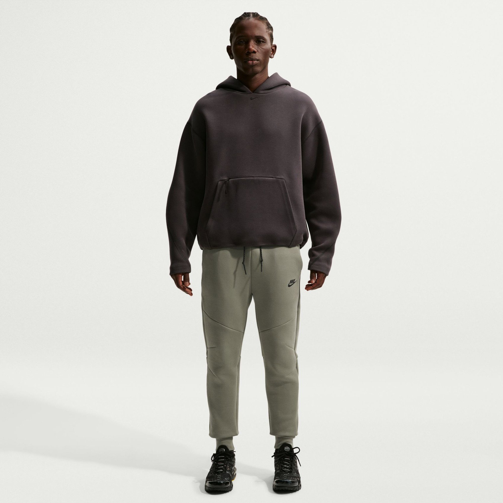 NIKE - Tech Fleece Jogger Erkek Yeşil Eşofman Altı