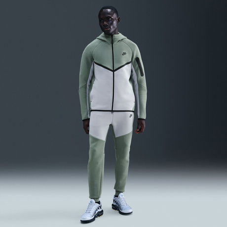 NIKE - Tech Fleece Jogger Erkek Yeşil Eşofman Altı