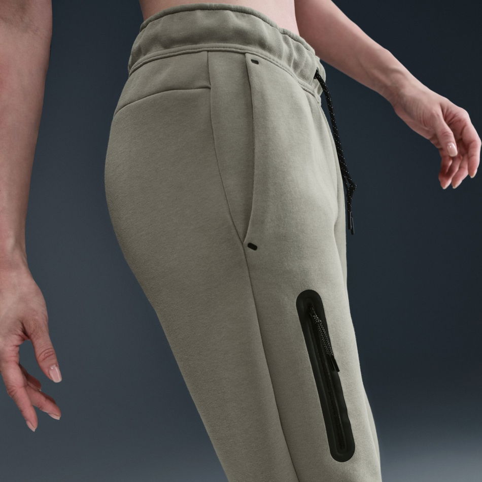 Tech Fleece MR Jogger 2 Kadın Eşofman Altı