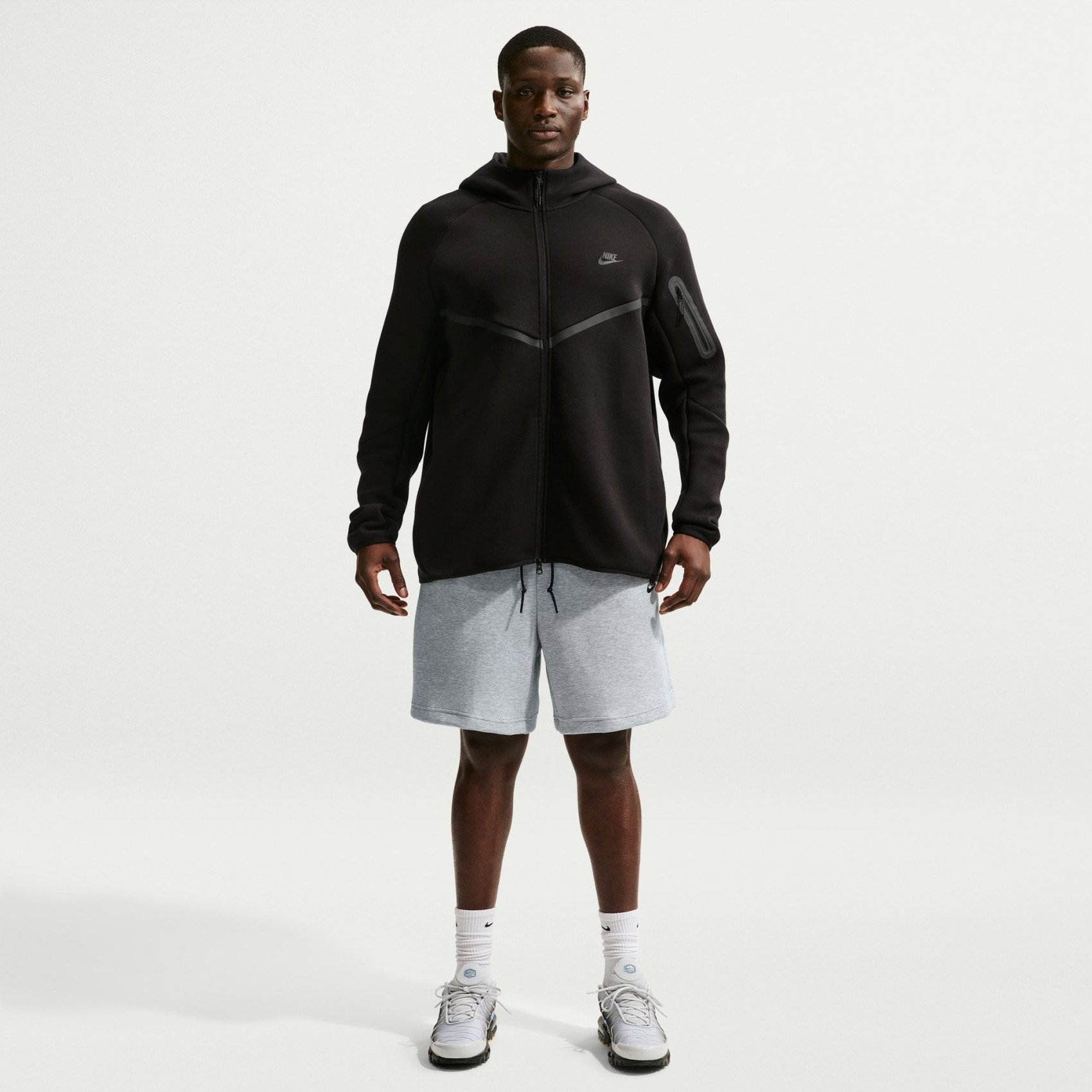 G tech magnet under lace tops ブラック Nike Tech Fleece Short Erkek Gri Şort IM0693-063