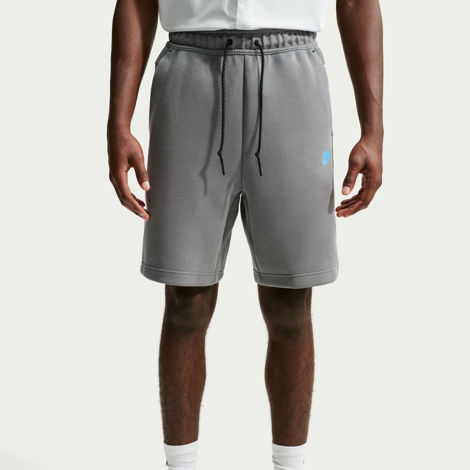 Tech Fleece Short Erkek Gri Şort