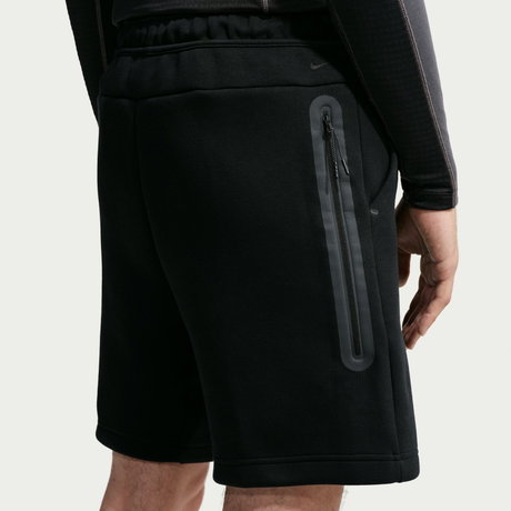 NIKE - Tech Fleece Short Erkek Siyah Şort (1)