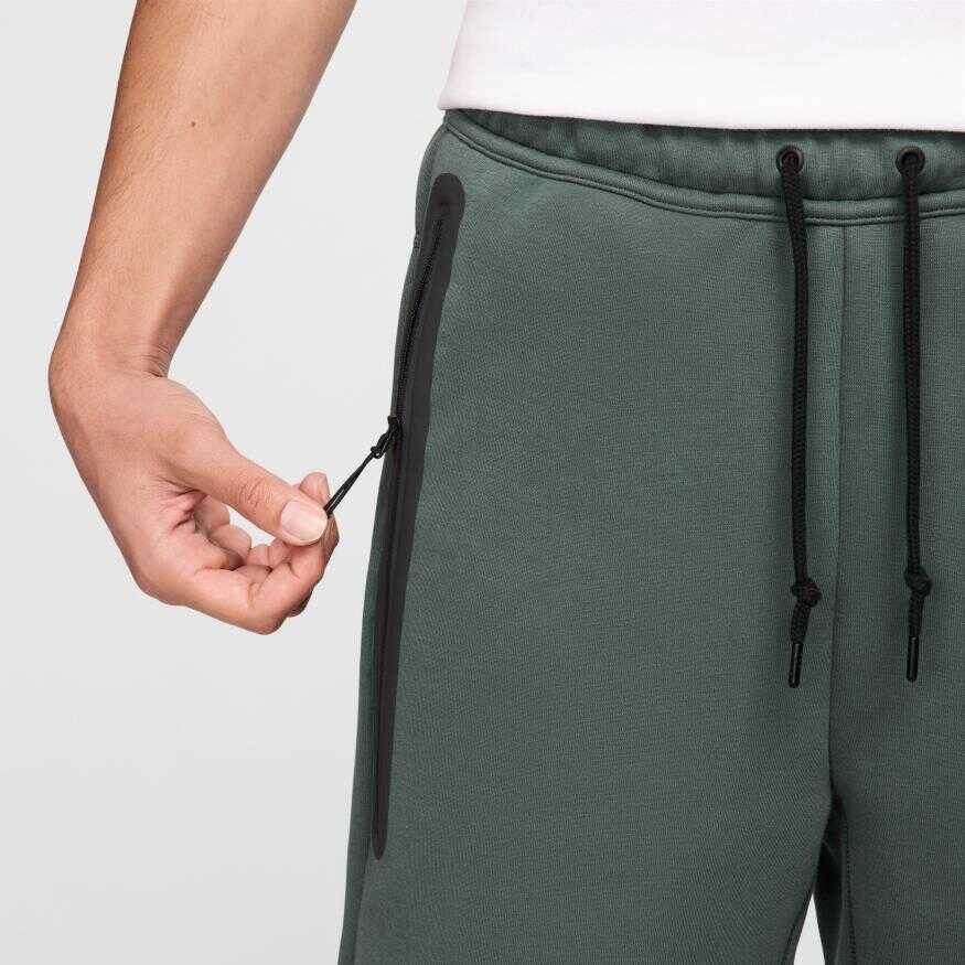 Tech Fleece Short Erkek Şort