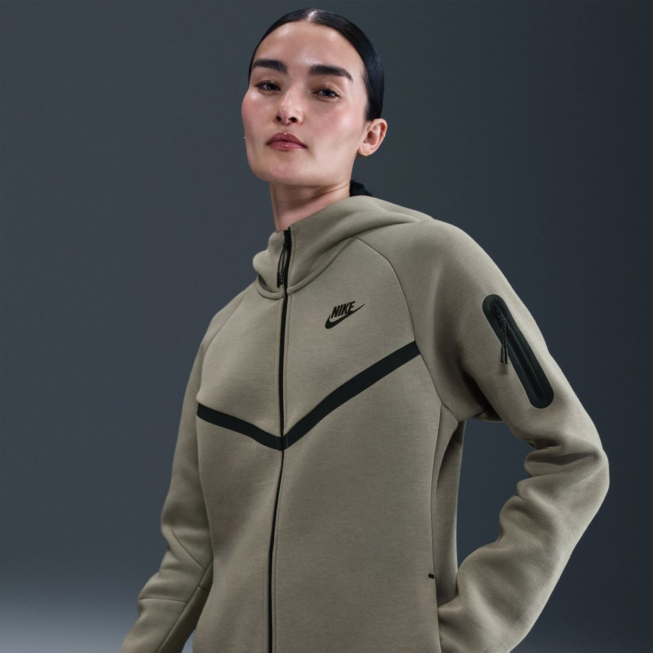 Tech Fleece Windrunner FZ Hooded Kadın Sweatshirt