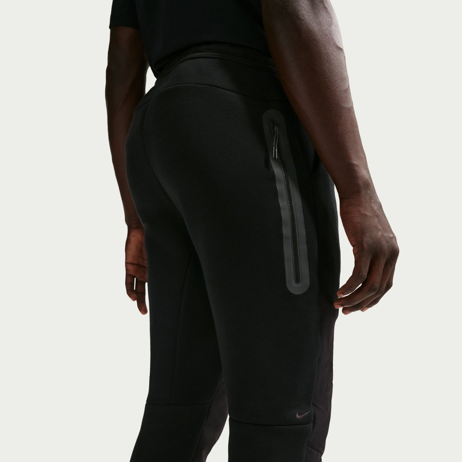Tech Mix Jogger Erkek Siyah Eşofman Altı