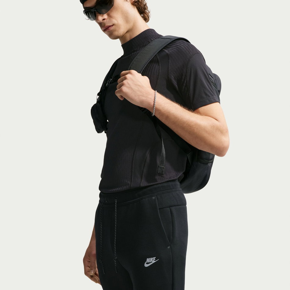 Tech Mix Jogger Erkek Siyah Eşofman Altı