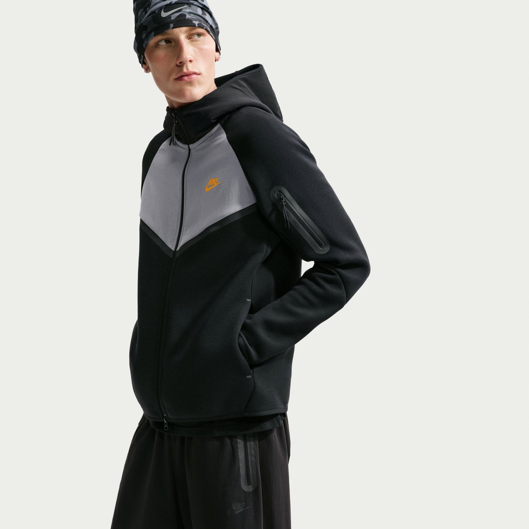 NIKE - Tech Mix Wr Hoodie Erkek Sweatshirt