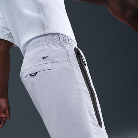 NIKE - Tech Woven Short Erkek Gri Şort (1)