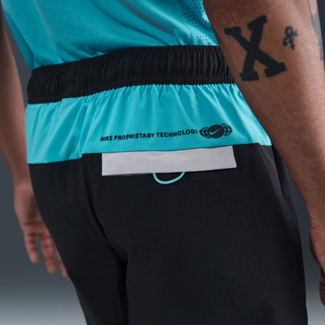 NIKE - Tech Woven Short Erkek Siyah Şort (1)